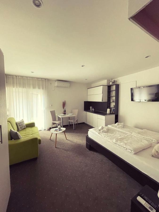 Apartments & Rooms Villa Zaad 모스타르 외부 사진