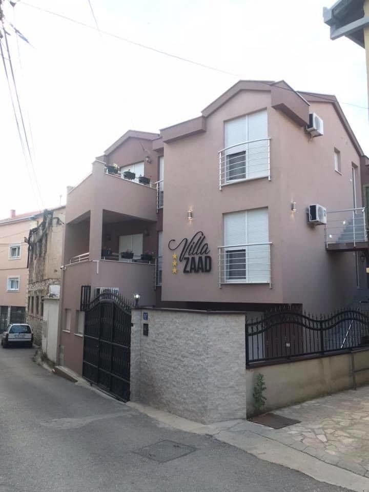 Apartments & Rooms Villa Zaad 모스타르 외부 사진