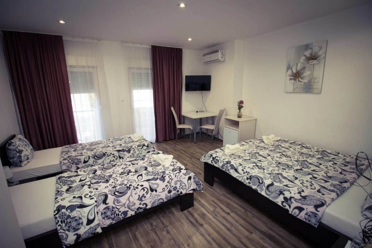 Apartments & Rooms Villa Zaad 모스타르 외부 사진